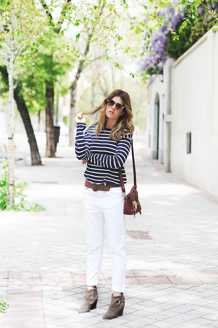  photo white-boyfriend-jeans-stripes-street-style-3_zpsyfc5pxum.jpg