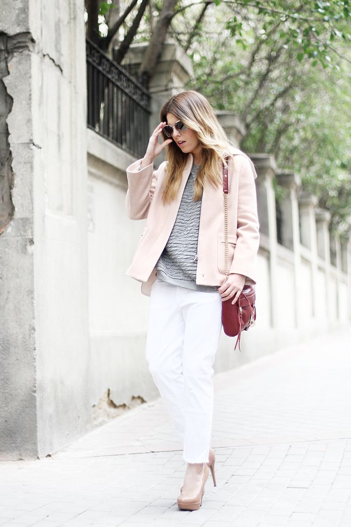 photo white-boyfriend-jeans-street-style-2_zpsab06ad91.jpg