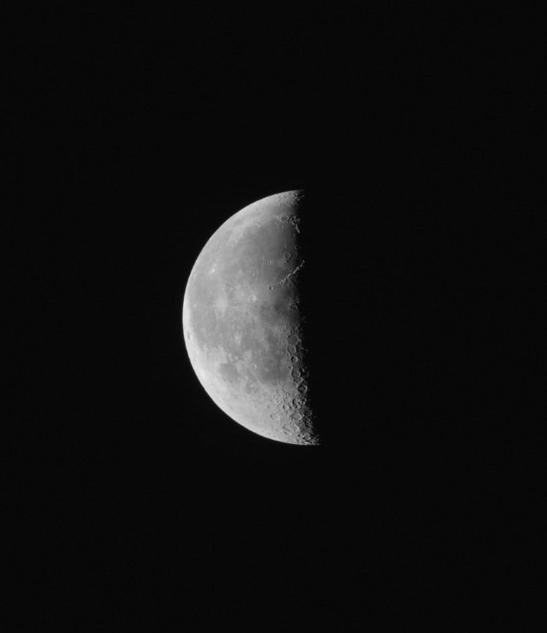 moon002.jpg