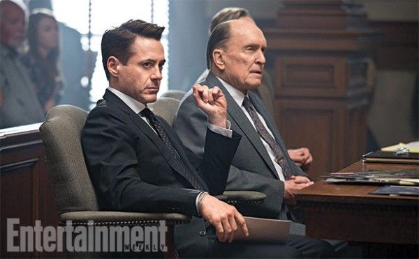 Robert Downey Jr. a Robert Duvall v novom traileri pre drámu zo súdneho prostredia, The Judge