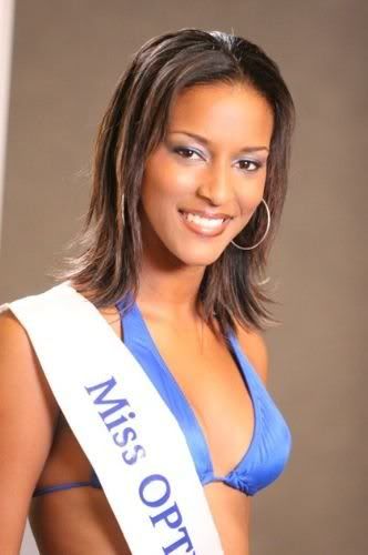 Angelina Jolie Eye Color. Eye Color: Brown