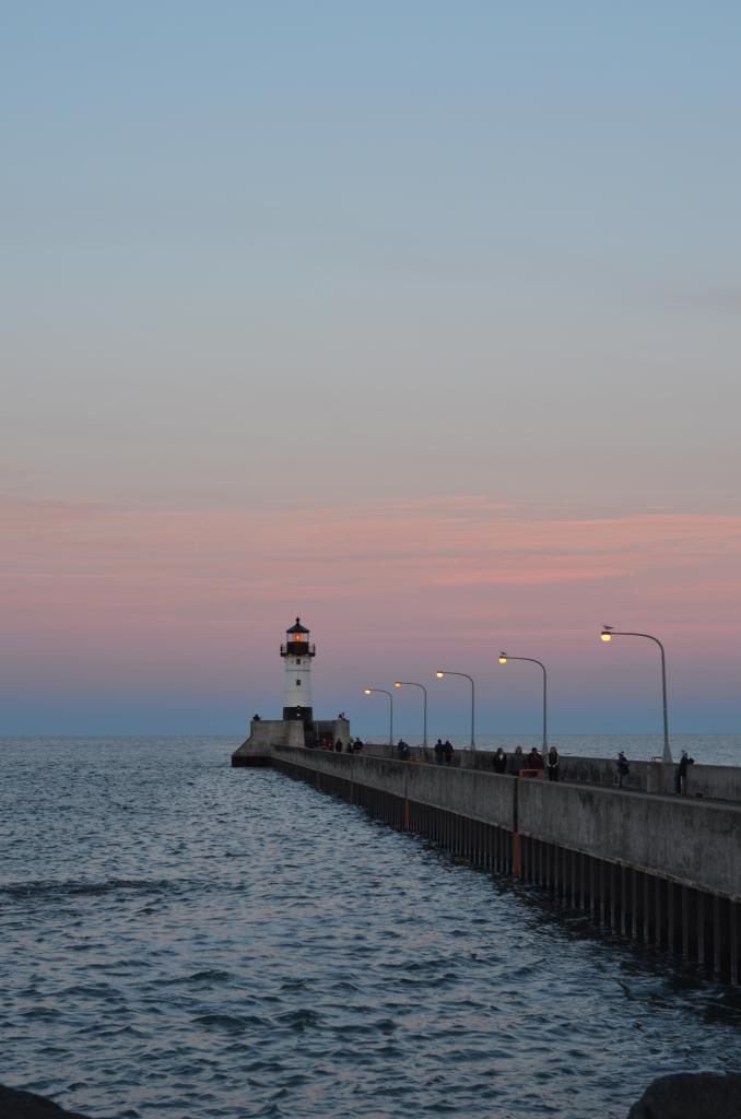 pink sky harbour sunset duluth minnesota