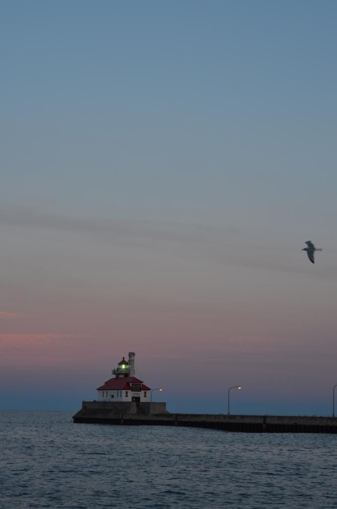 pink sky harbour sunset duluth minnesota