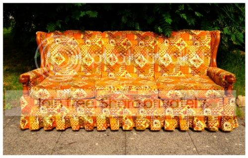 couch_zps58e6153b.jpg